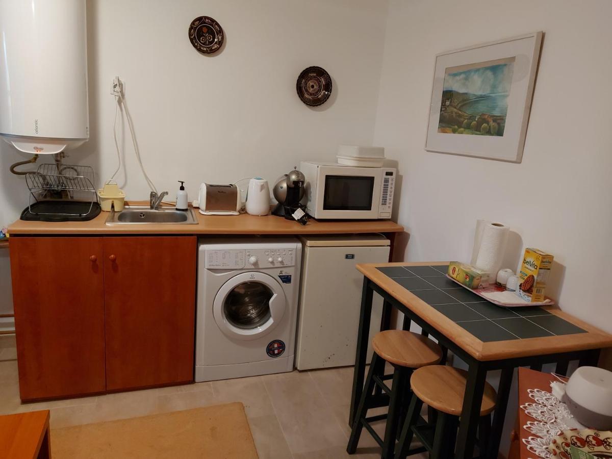Nyugalom Szigete 2 Fos Apartman 1 Haloterrel Lejlighed Vertessomlo Eksteriør billede
