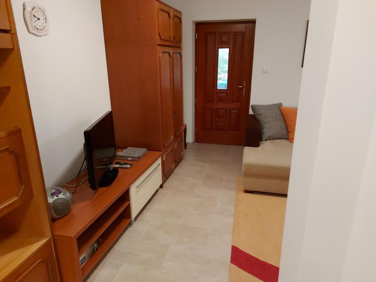 Nyugalom Szigete 2 Fos Apartman 1 Haloterrel Lejlighed Vertessomlo Eksteriør billede